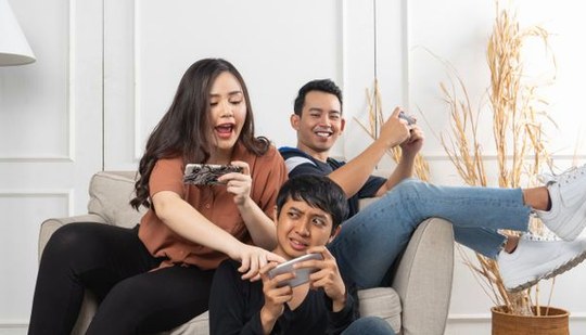 dịch vụ khách hàng 8Day